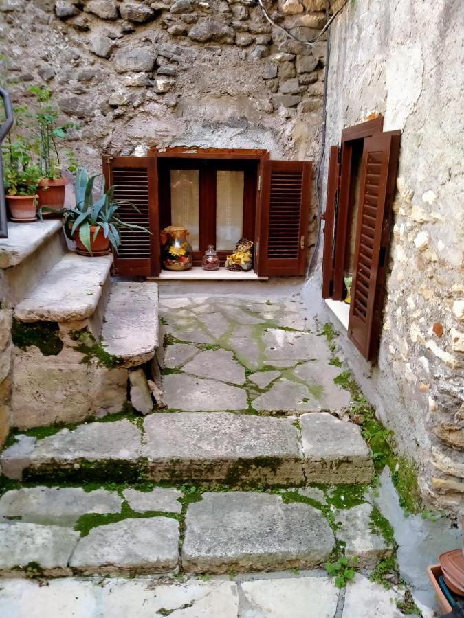 La Tegola Apartment Tivoli Luaran gambar